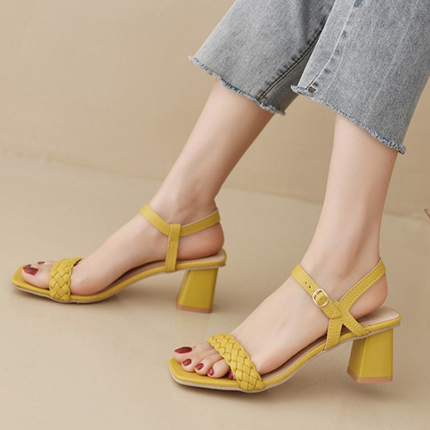 Stylish and Trendy Women Heeled Sandals VTY3